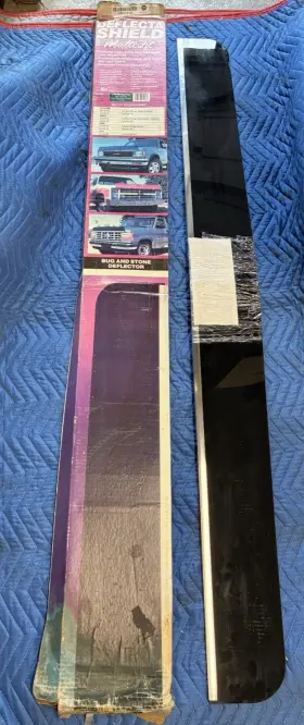 14-9100vc Deflecta-shield Vtg Smoke Glass 62 Inch Bug Guard Pickup 69 Chevy Truck Nos Dodge