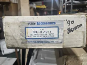 F0tz16c900f Ford 1989-92 Ranger Bronco Ii 1991-93 Explorer Oem Nos Smoked Hood Delector L4