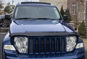 2814001 Husky Liners Bugflector Ii Hood Protector Bug Shield Deflector For 08-2012 Jeep Liberty