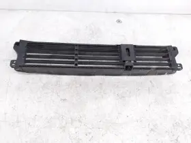 62254-6ra0a Nissan 2021-2023 Rogue Front Cover Center Lower Grille Damaged Tab